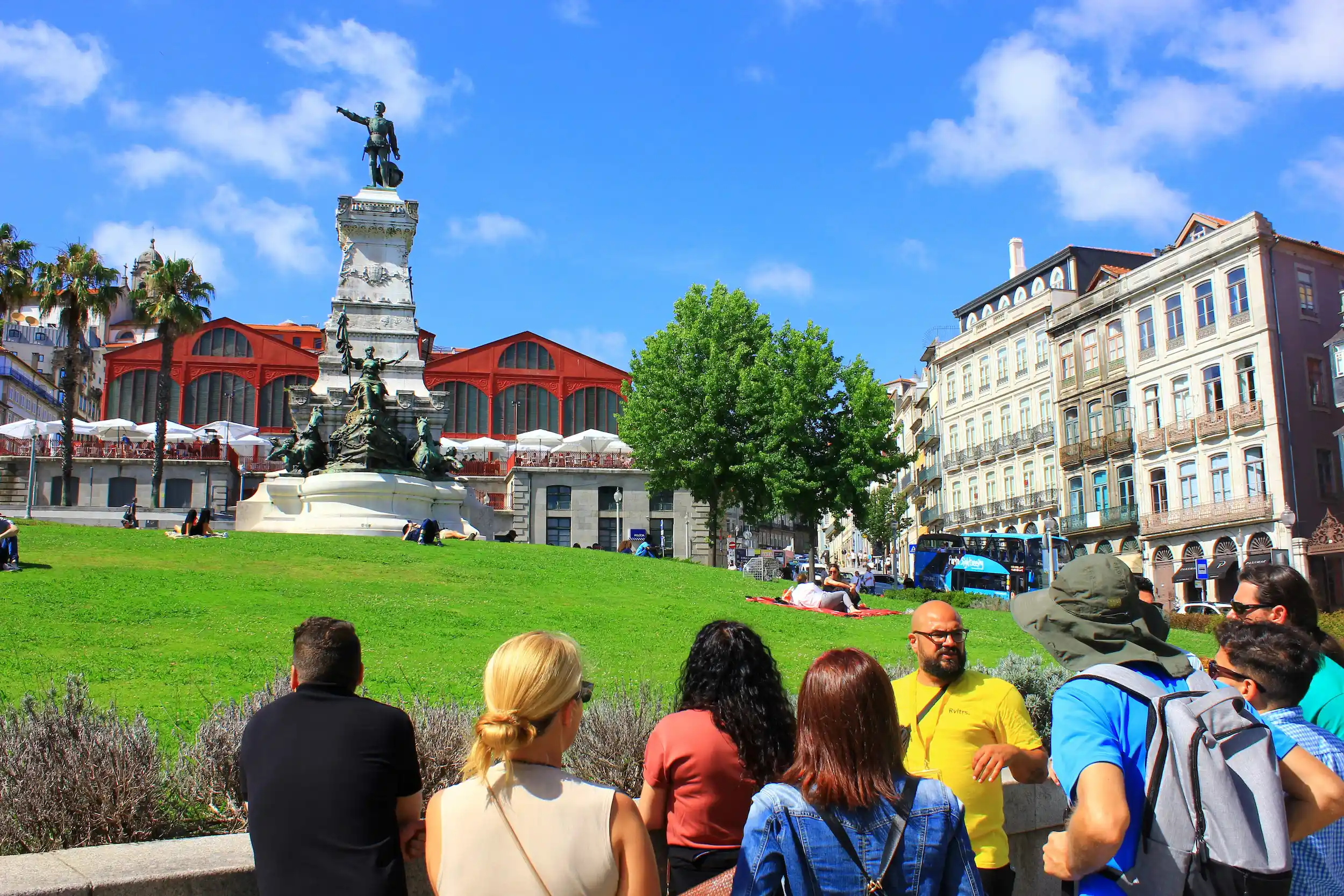 Old Town and Ribeira Free Tour